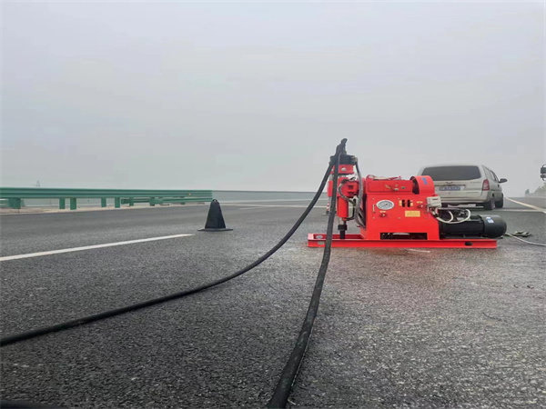 海珠马路路基路面开裂下沉注浆加固灌浆