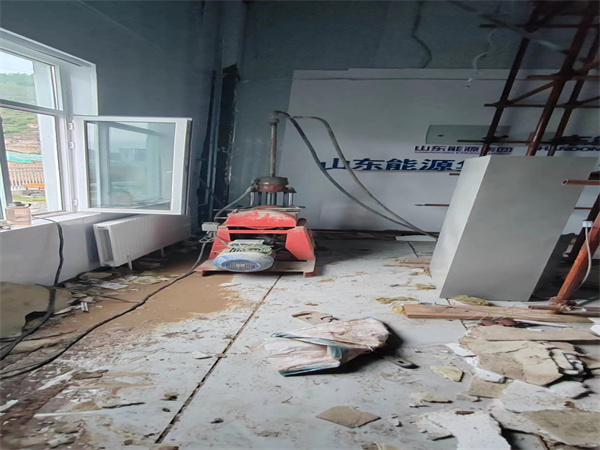 海珠地基基础下沉墙体裂缝加固注浆顶升施工